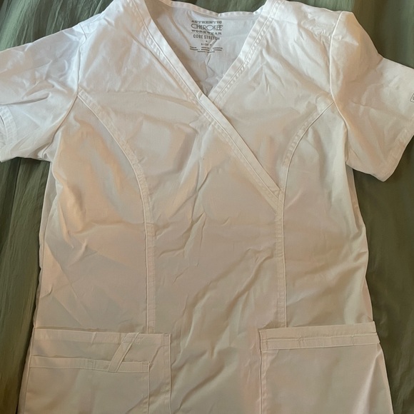 White Cherokee scrub top - Picture 1 of 4